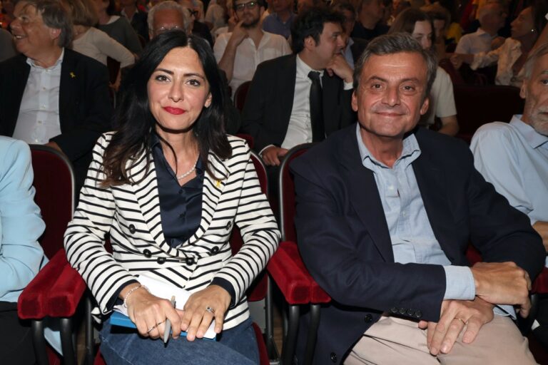Lo Scudo democratico di Calenda e Picierno è molto più di una proposta di legge Lo Scudo democratico di Calenda e Picierno è molto più di una proposta di legge