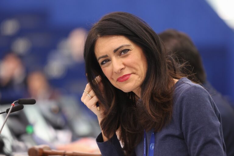 Cosa dice del Pd l’addio di Pina Picierno