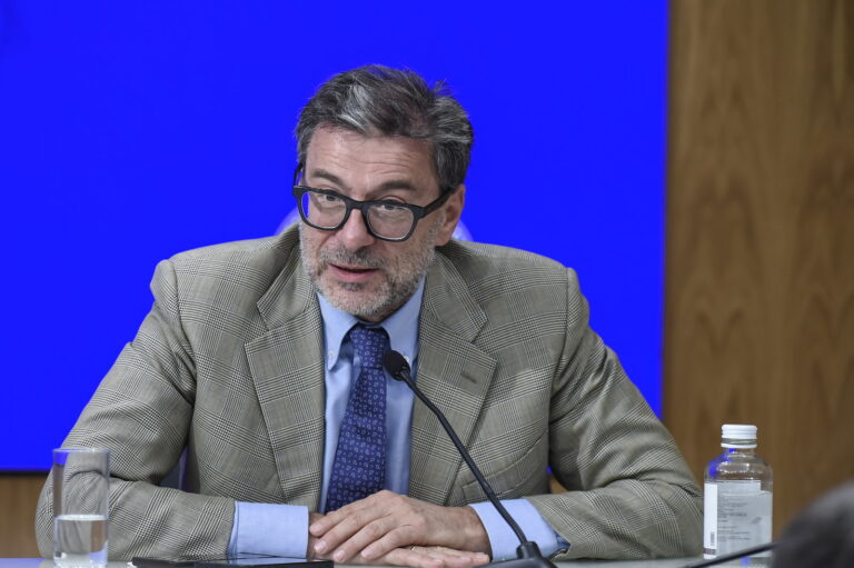 Conti pubblici, quel decimale non cancella il risanamento del governo. Parla Stagnaro