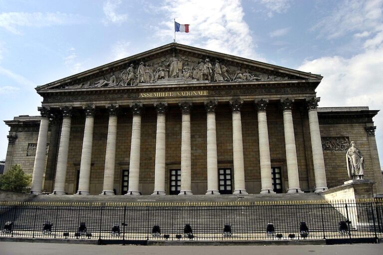 Francia, il nuovo malato d’Europa?